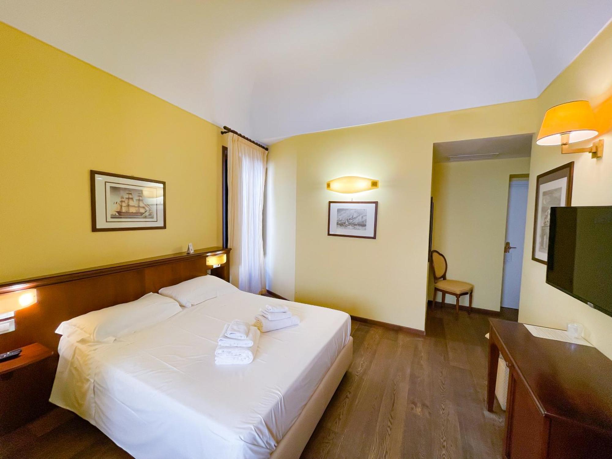 Hotel La Plumeria Cefalù Camera foto